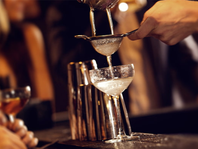 Miksoloji Nedir? Profesyonel Kokteyl Hazırlama Teknikleri